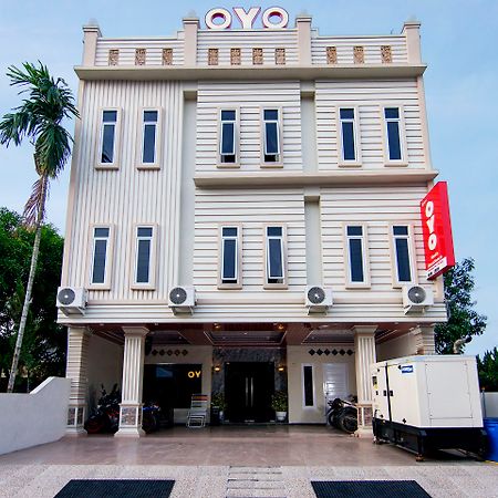 Super Oyo 621 Vania Residence Medan Eksteriør bilde